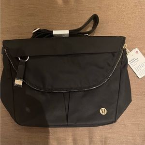 Lululemon all night festival 5L bag